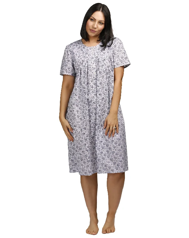 women's pajamas for a night of restSchrank SK701P Paisley Short Sleeve Nightie