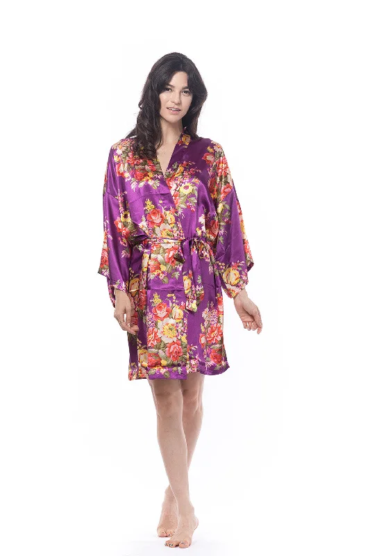 women's pajamas designed for those who believe in sweet dreams and cozy nights.Satin Floral Blossom Robe Purple