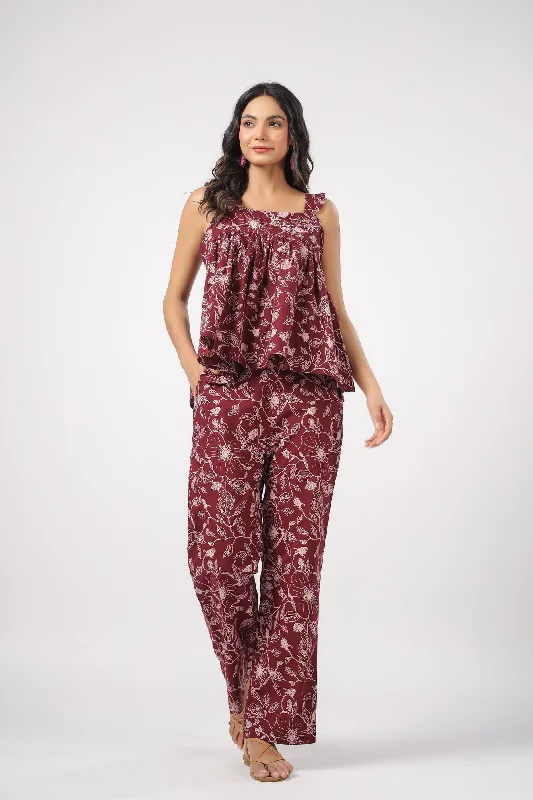 women's pajamas with a stylish cutPetal Paradise Cotton Loungewear Top Set